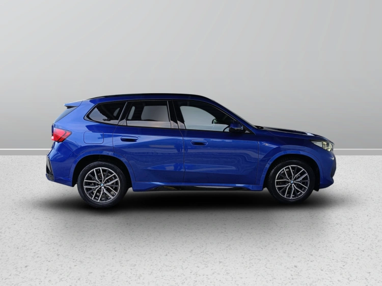 3 - BMW X1 X1 sdrive18d MSport auto