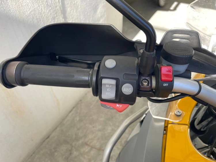 4 - BMW Motorrad GS R 1200 GS