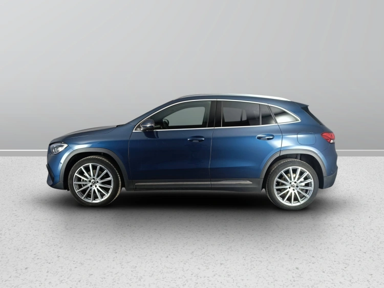 6 - Mercedes-Benz GLA Mercedes 250 e phev (eq-power) Sport Plus auto