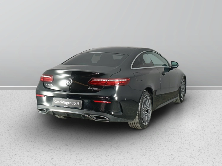 4 - Mercedes-Benz Classe E Coupe 220 d Premium Plus 4matic auto my20