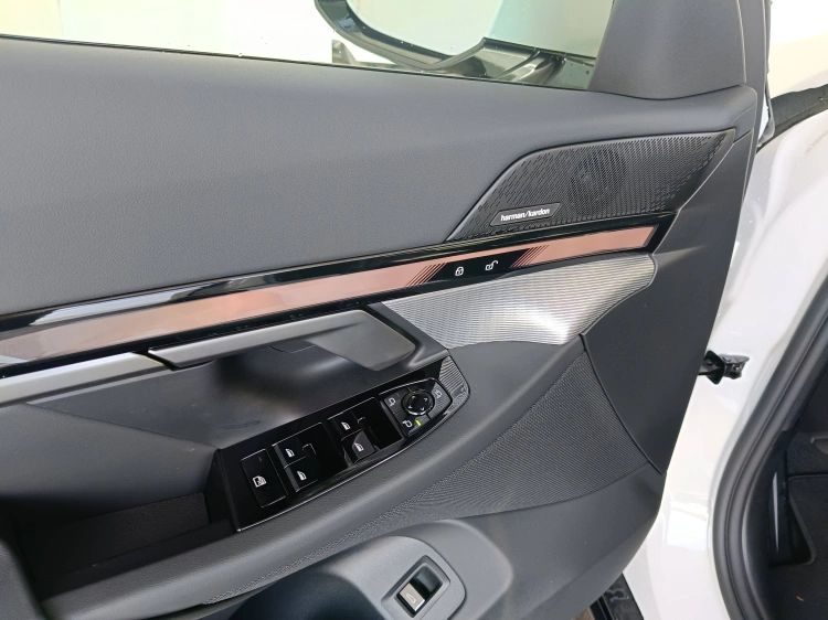 12 - BMW Serie 5 BMW 520d Touring