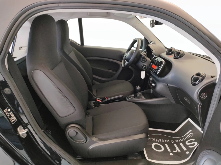 10 - smart fortwo Fortwo eq Pure 4,6kW