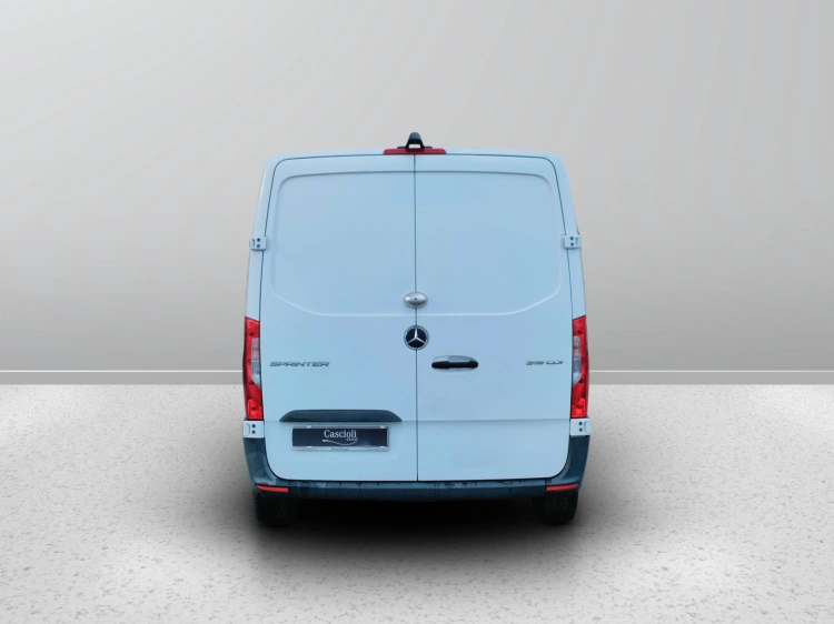 4 - Mercedes Vans Sprinter 315 2.0 cdi F 32/33 fwd H1 9G-tronic