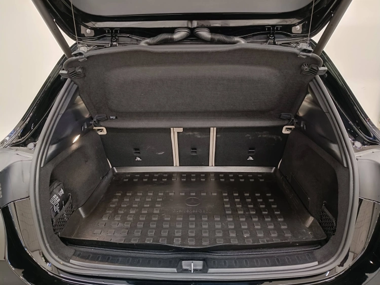 15 - Mercedes-Benz GLA 200 d Progressive Advanced Plus auto