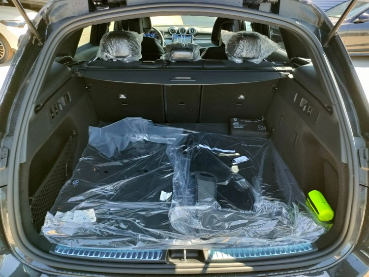 5 - Mercedes-Benz GLC 300 d 4MATIC