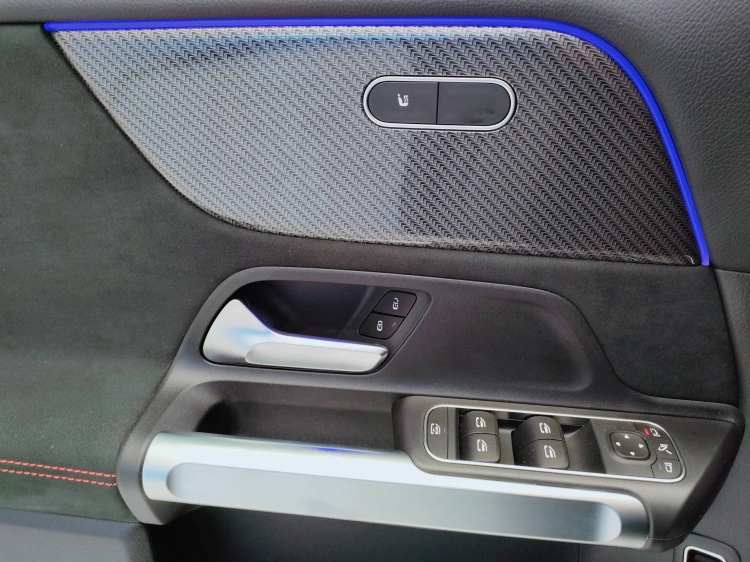 13 - Mercedes-Benz GLB 200 d AMG Line Advanced Plus 4matic auto 7p.ti