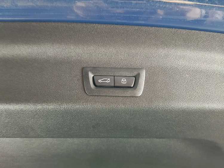 15 - BMW iX1 BMW iX1 eDrive20