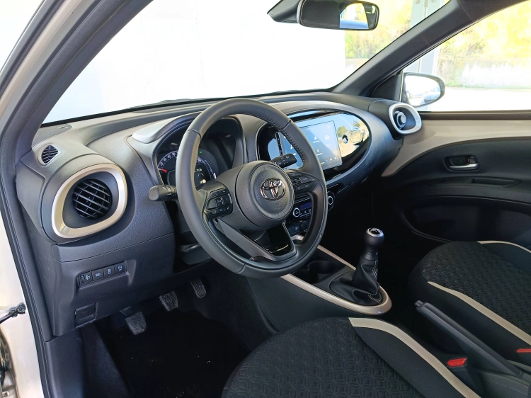 7 - Toyota Aygo X Aygo X 1.0 Trend Air 72cv