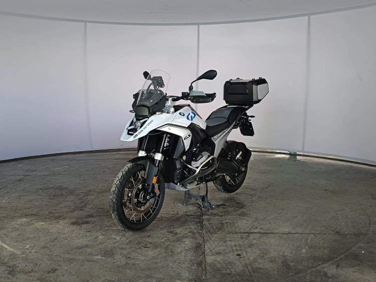 4 - BMW Motorrad GS R 1300 GS