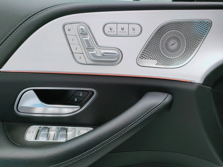 13 - Mercedes-Benz GLE 400 d Premium 4matic auto