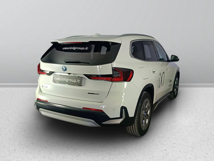 5 - BMW iX1 BMW iX1 eDrive20-Special Edition