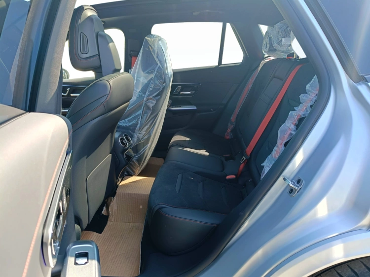 9 - Mercedes AMG GLC Mercedes-AMG GLC 43 4MATIC