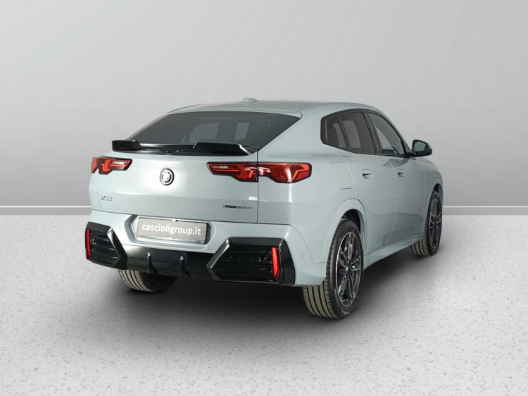 4 - BMW X2 X2 xdrive 20d 48V MSport Pro auto
