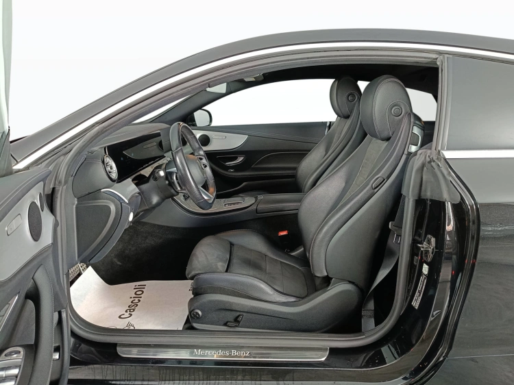 8 - Mercedes-Benz Classe E Coupe 220 d Premium Plus 4matic auto my20