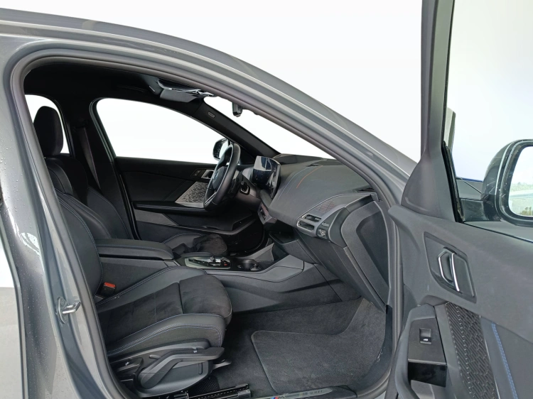 11 - BMW Serie 1 118d MSport Pro auto