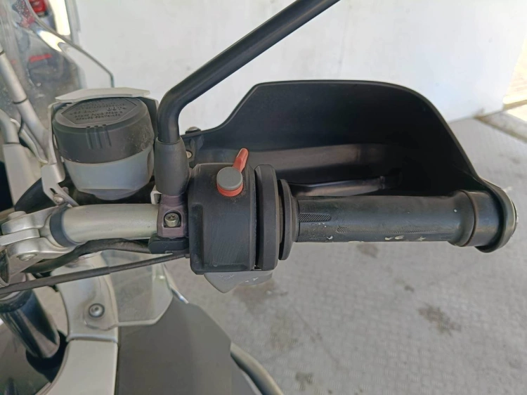 5 - BMW Motorrad GS R 1200 GS Adventure Abs