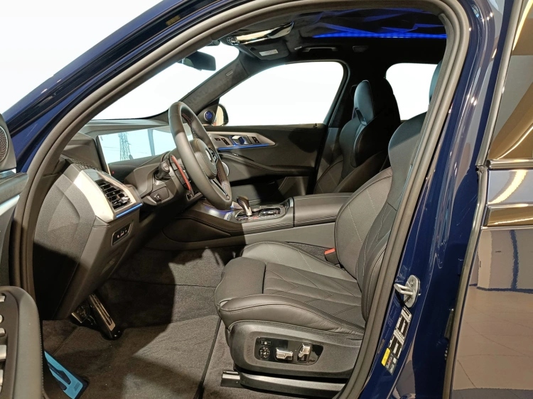 6 - BMW XM BMW XM Label