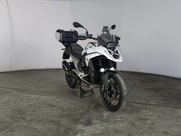2 - BMW Motorrad GS R 1300 GS