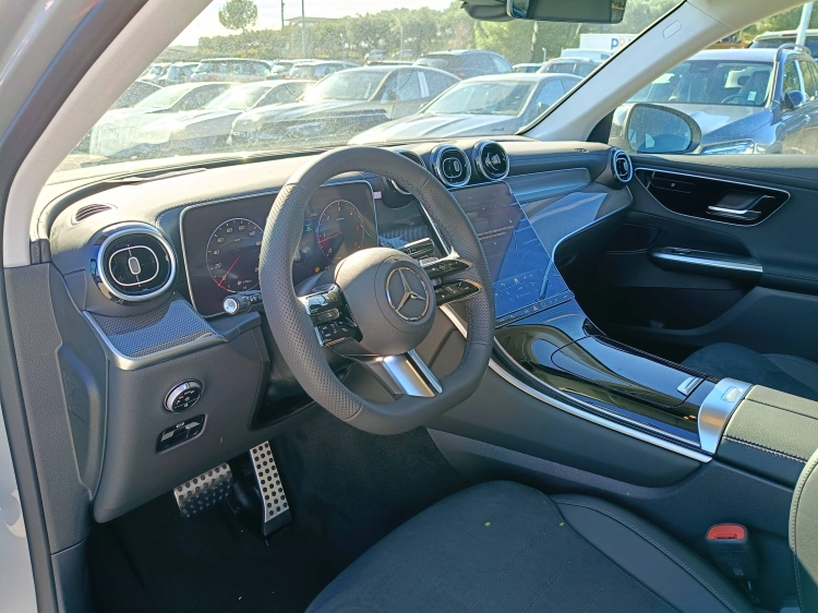 7 - Mercedes-Benz GLC 220 d 4MATIC