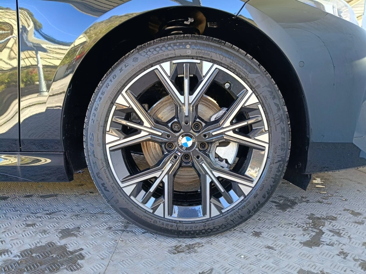 13 - BMW Serie 1 BMW 120d