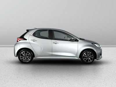 3 - Toyota Yaris Cascioli Group