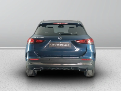 5 - Mercedes-Benz GLA Cascioli Group