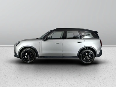 6 - MINI Countryman Cascioli Group