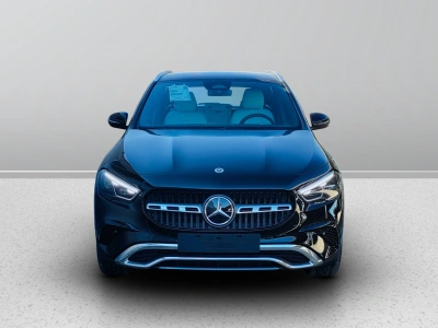 2 - Mercedes-Benz GLA Cascioli Group