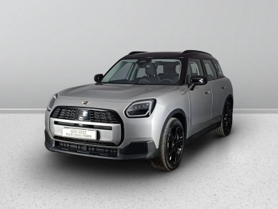 1 - MINI Countryman Cascioli Group