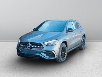 1 - Mercedes-Benz GLA Cascioli Group