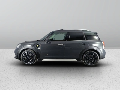 6 - MINI Countryman Cascioli Group