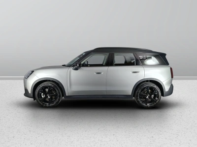 6 - MINI Countryman Cascioli Group