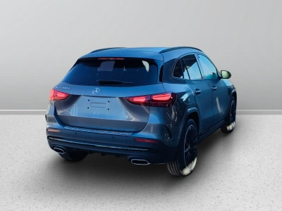 6 - Mercedes-Benz GLA Cascioli Group