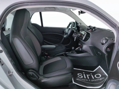 10 - smart fortwo Cascioli Group