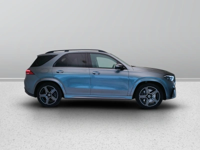 7 - Mercedes-Benz GLE Cascioli Group