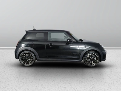 3 - MINI Cooper Cascioli Group