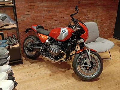 2 - BMW Motorrad NineT Cascioli Group