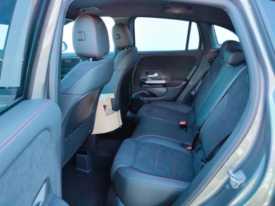 8 - Mercedes-Benz GLA Cascioli Group