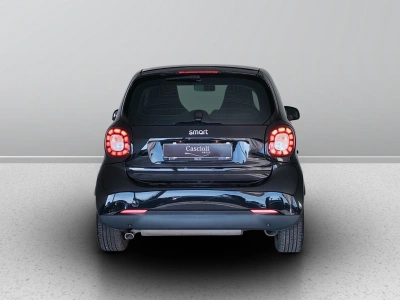 4 - smart fortwo Cascioli Group