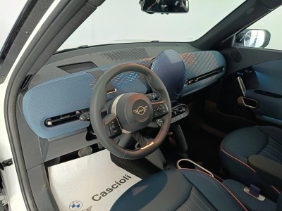 7 - MINI Aceman Cascioli Group