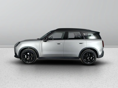 6 - MINI Countryman Cascioli Group