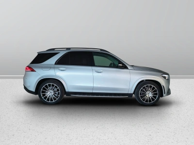 7 - Mercedes-Benz GLE Cascioli Group