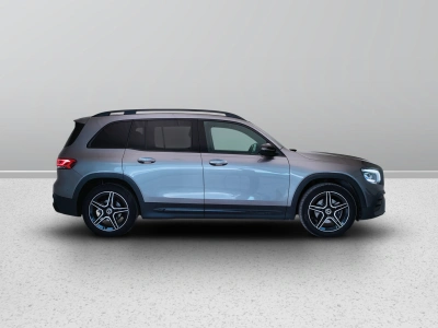 7 - Mercedes-Benz GLB Cascioli Group