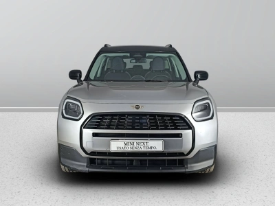2 - MINI Countryman Cascioli Group
