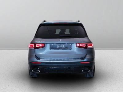 4 - Mercedes-Benz GLB Cascioli Group