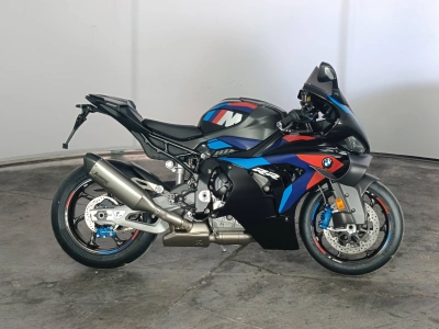 2 - BMW Motorrad RR Cascioli Group