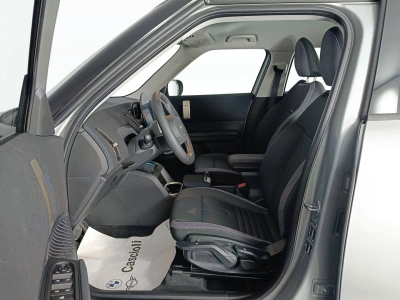 8 - MINI Countryman Cascioli Group