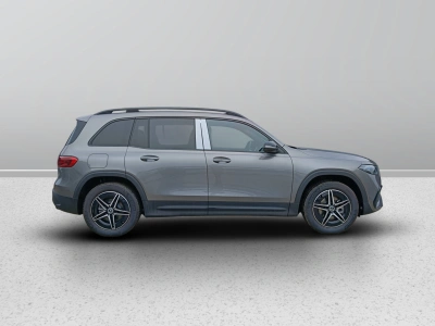 6 - Mercedes-Benz EQB Cascioli Group