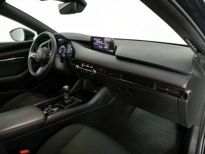 10 - Mazda 3 Cascioli Group