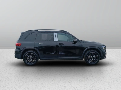 3 - Mercedes-Benz GLB Cascioli Group